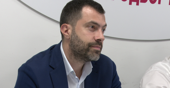 Долазак Трамповог сина коментарише Додиков син