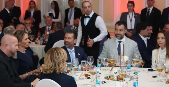 Срамота је да Игор буде важнији од Карана и Минића