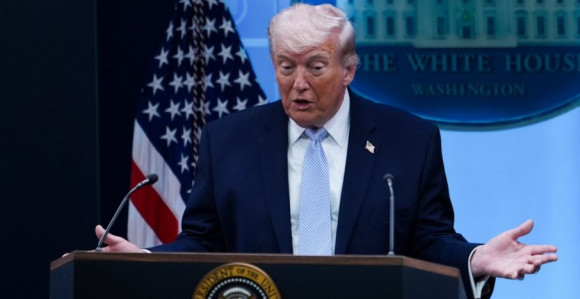 Tramp predložio da SAD naplaćuju prolaz kroz Ormuski moreuz