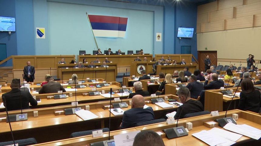 Страначки прелетачи - Ругање изборној вољи бирача у Српској