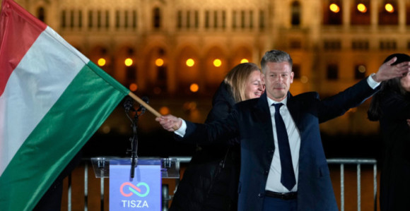 Мађар: Орбан је још увек неспособан за одговорност