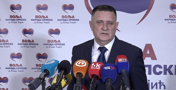 На одговорним функцијама налазе се полтрони који урушавају институције Српске