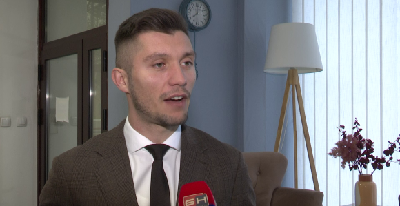 Kada politika bira klijente, krediti se ne vraćaju