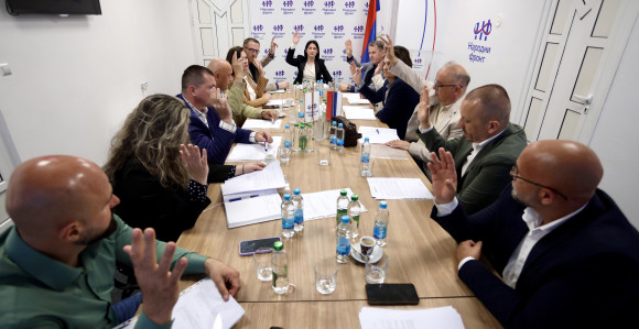 SDS-ov sporazum garantuje slom režima u oktobru