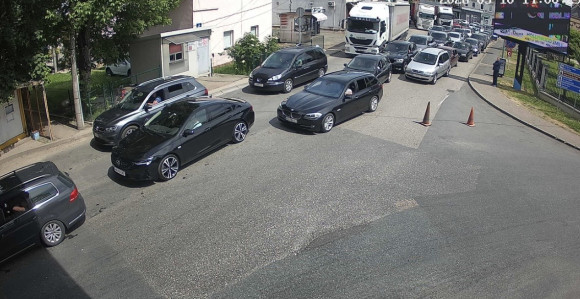Naoružajte se strpljenjem, gužve na graničnim prelazima