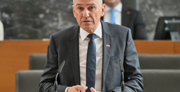 Јанез Јанша положио заклетву као премијер Словеније
