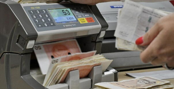 Просјечна плата у априлу у Српској износила 1.643 КМ