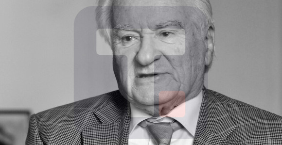 Преминуо Драгољуб Мићуновић у 96. години