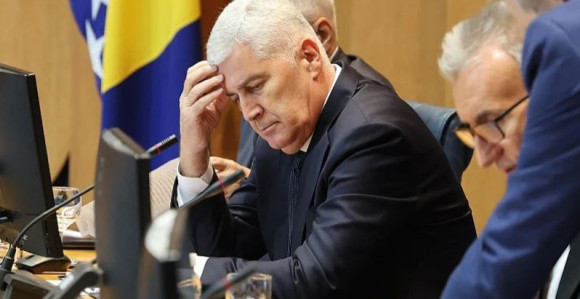Propala sjednica: SNSD nakon tri sata srušio kvorum
