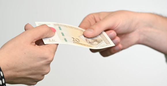 Дневнице за службена путовања у ФБиХ дупло веће него у Српској