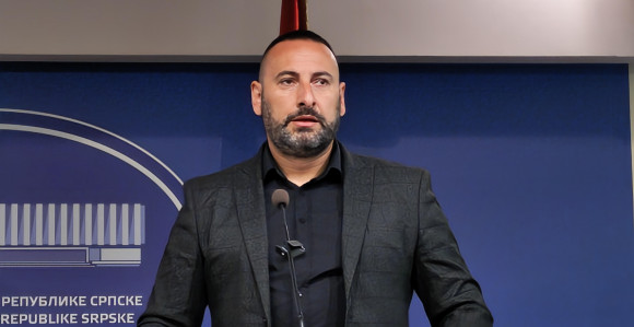 Милан Савановић: Нисам више у странци Небојше Вукановића (ВИДЕО)