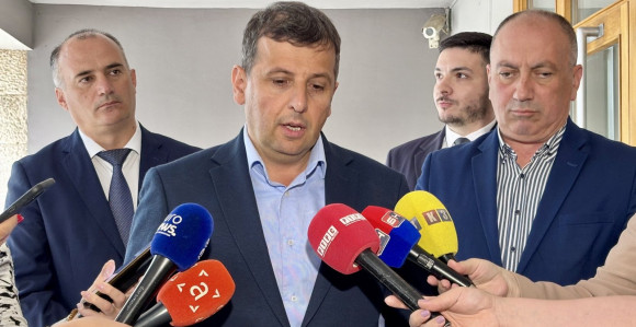 Вукановић: Све се вртјело око пара?