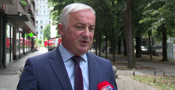 Вишесатна чекања на границама су за грађане понижавајућа