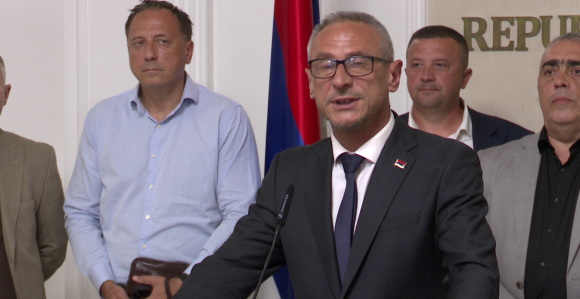 Велике промјене за запослене у јавним установама Српске