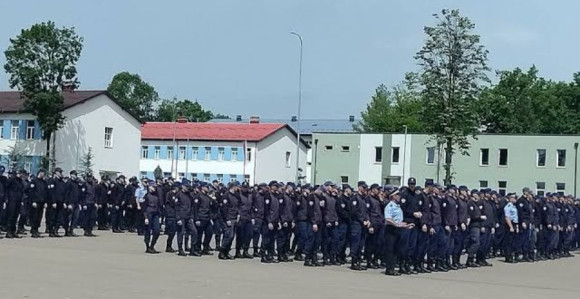 Буђ, нокти и мишеви у кухињи гдје се хране кадети МУП-а