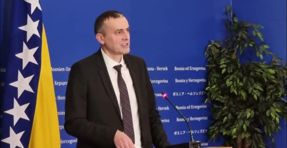Бабаљ на конференцији предсједника парламената у Београду, обраћа се и Вучић