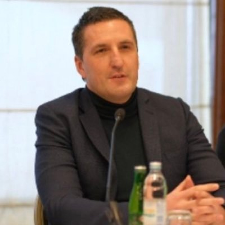 Dodik naredio smjenu Nedeljka Eleka sa svih funkcija