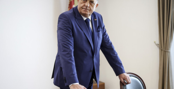 Додик подржао Будимира, крива му поново опозиција