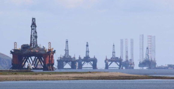 Скок цијена нафте због ескалације сукоба САД и Ирана