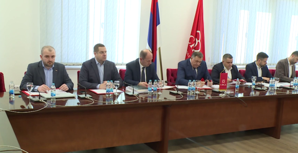СНСД почео са притисцима и уцјенама бирача за октобарске изборе