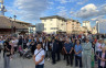 Sa protesta na Palama upućen poziv MUP-u i Tužilaštvu Republike Srpske da istraže prebijanje mladića sa Pala (VIDEO/FOTO)