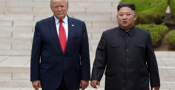 Трамп са Ким Џонг Уном: У одличним смо односима