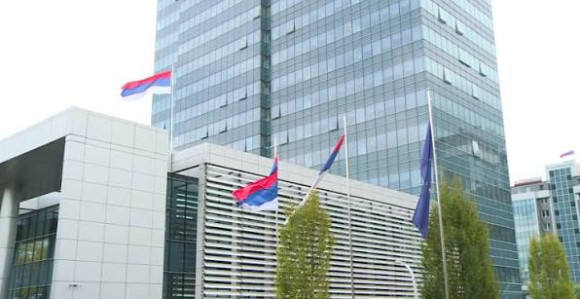 Влада Српске планира да се задужи 6,4 милијарде КМ