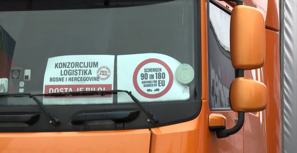 Одгођен протест превозника због помака у разговорима