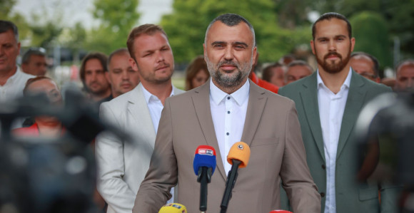 Gorivo sve skuplje, a vlast se pravi da je sve uredu