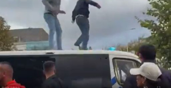 Албанци се сукобили са полицијом Холандије
