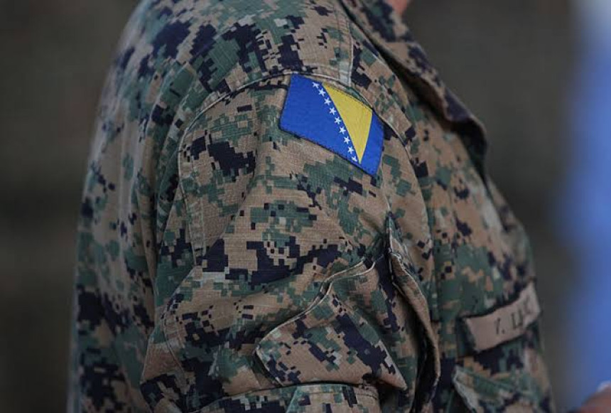 СНСД припаднике ОС БиХ из РС притишће да гласају за СНСД