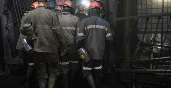 Након осам сати заробљени рудари изашли на површину