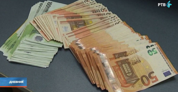 Покушао да пређе границу са 50.000 евра у готовини