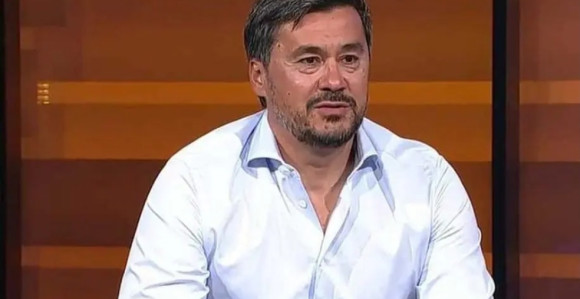 "НАМА ВЛАДАЈУ РАТНИ ПРОФИТЕРИ, А ТИ ЖИВИШ ОД 350 КМ!“ Раде Богдановић очитао лекцију стрицу и запалио регион