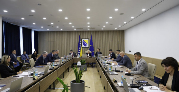 Бура у Савјету министара БиХ: На столу захтјев Србије за отварање бирачких мјеста