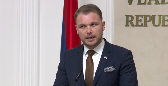 Народна скупштина припада народу, а не појединцима