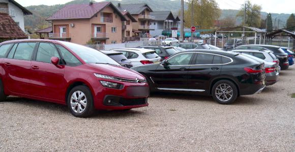 Nova pravila u BiH: Ko može da kupuje novije automobile?