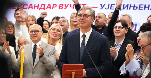 Вучић: СНС слави Свету Петку у условима "терора"