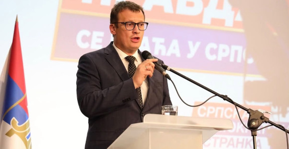 Sistem i vladavina prava ispred političke anarhije